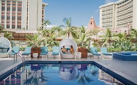 Waikiki Beachcomber by Outrigger